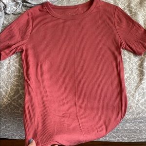 Stretchy longer style shirt